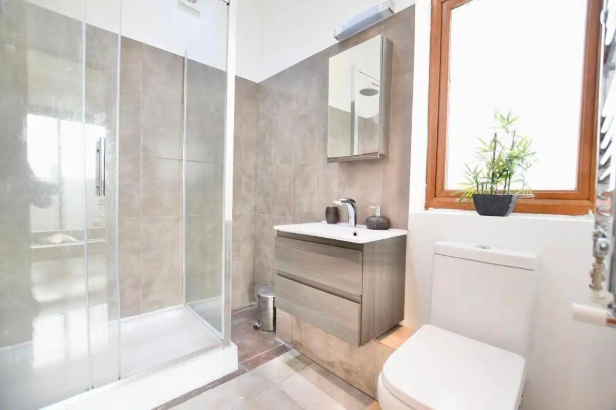 Apartamento Luxury Near Canning Town- Free Parking Londres
