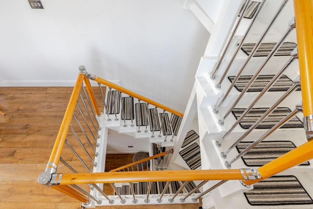 Appartement Luxury Near Canning Town- Free Parking