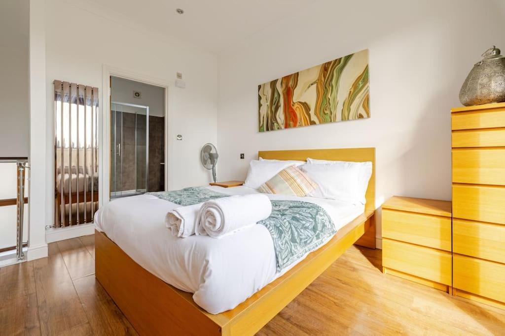 Appartement Luxury Near Canning Town- Free Parking